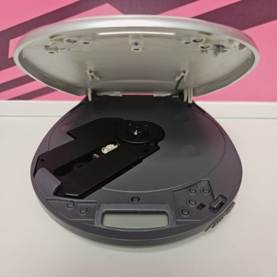 8-8-75700-2-Reproductor CD Disman (a Pilas)