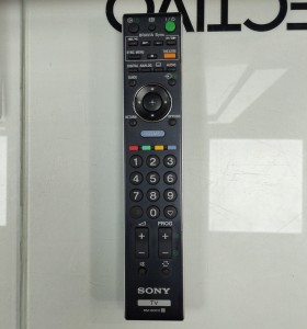 6-6-166972-1-Pantalla Plasma Sony Bravia KDL-40W4210 2