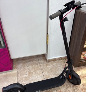 1-1-267962-1-Patinete Electrico Navee V25 