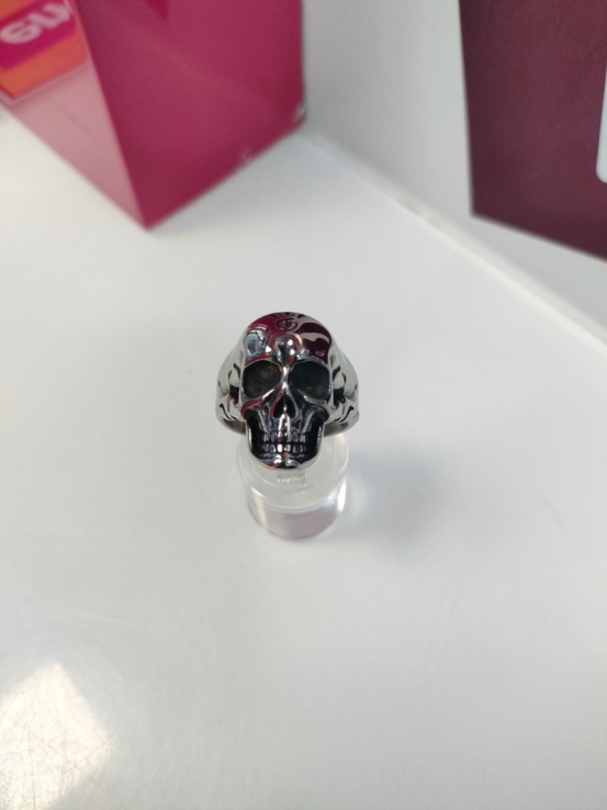 9-9-75473-1-Anillo acero plateado tipo calavera T22