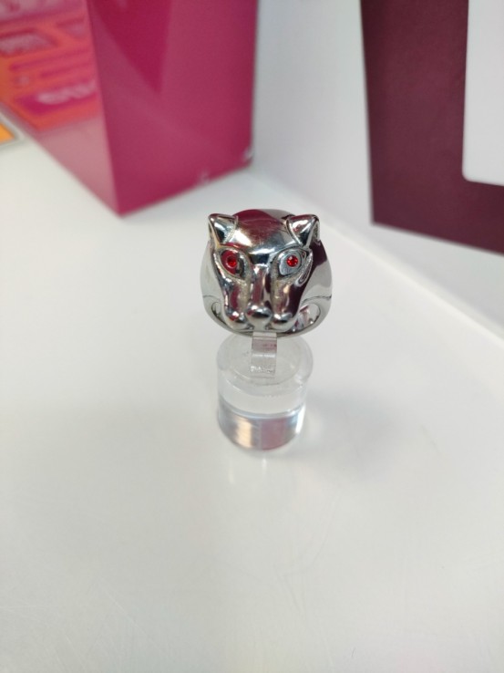 9-9-75477-1-Anillo acero plateado tipo pantera con circonitas rojas T22