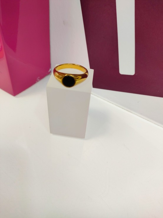 9-9-75512-1-Anillo acero dorado con piedra negra ovalada T25
