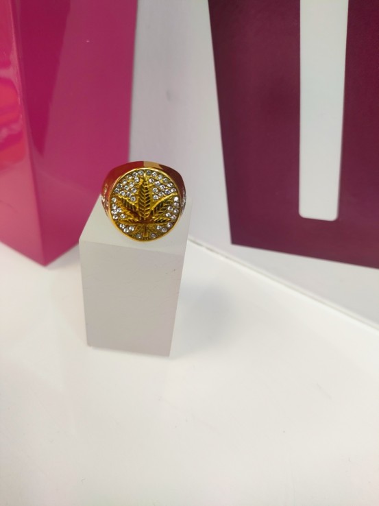 9-9-75506-1-Anillo acero dorado con hoja T20