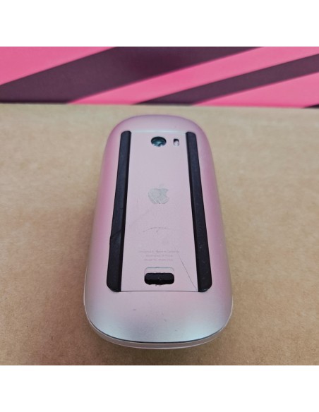 8-8-75737-3-Ratón Apple