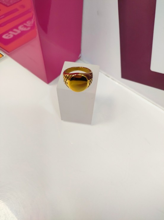 9-9-75561-1-Anillo acero dorado tipo sello T18