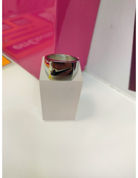 9-9-75631-1-Anillo acero plateado con simbolo de nike T25