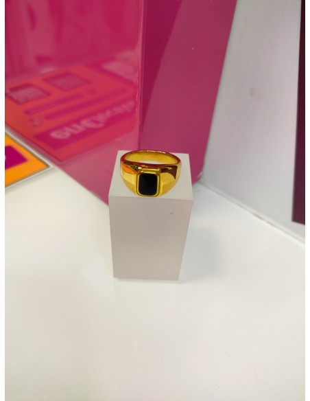 9-9-75531-1-Anillo acero dorado con piedra negra cuadrada T19