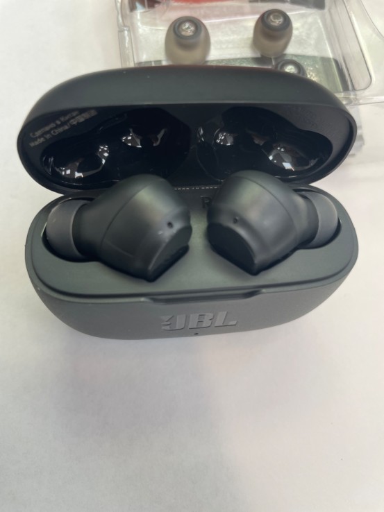 1-1-269208-3-Auriculares In-ear JBL WAVE 200 TWS 