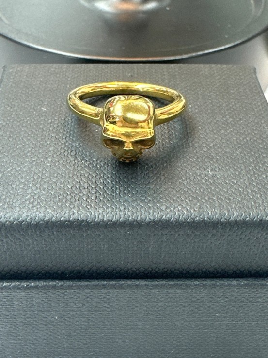 9-9-75705-1-Anillo acero fino dorado de calavera T11
