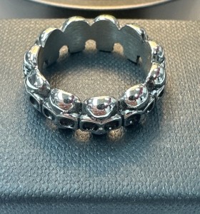 9-9-75694-1-Anillo acero plateado de calavera T22