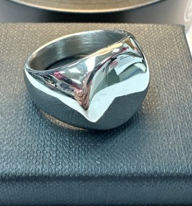 9-9-75650-1-Anillo acero plateado tipo sello T20