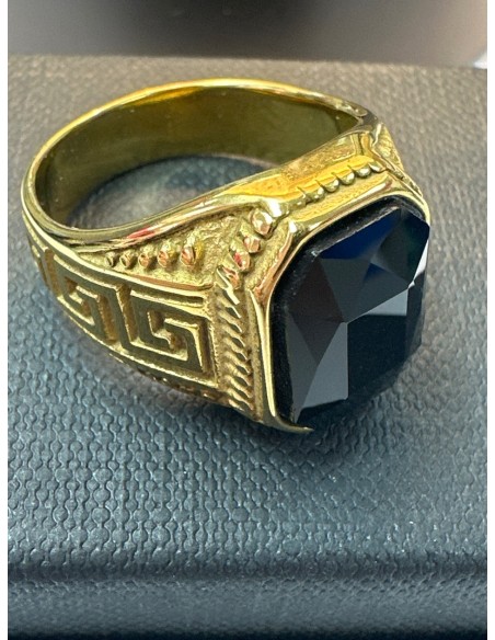 9-9-75521-1-Anillo acero dorado con piedra negra cuadrada T23