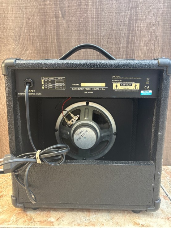 1-1-269247-2-Equipamiento Ampli De Guitarra Belcat