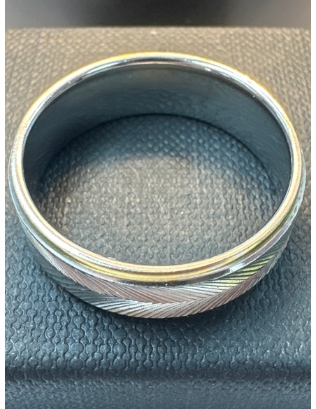 9-9-75798-1-Anillo acero plateado con lineas doradas T29