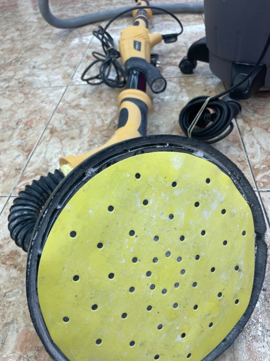 1-1-267458-2-Herramienta De Pintura Jirafa Y Aspirador Power Plus Powx04