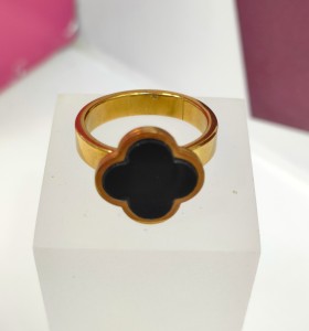 9-9-75784-1-Anillo acero dorado con flor negra T14