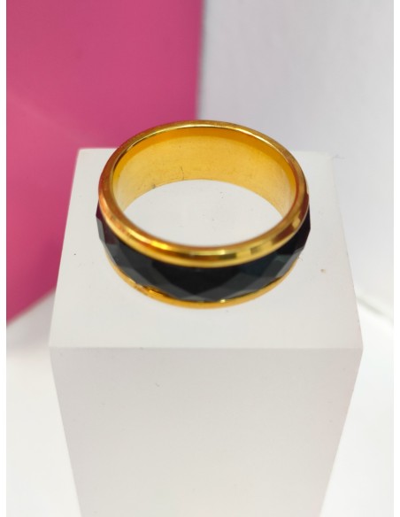 9-9-75746-1-Anillo acero dorado con linea negra gruesa relieve T16