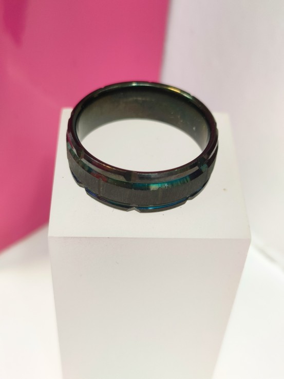 9-9-75819-1-Anillo acero negro con lineas en el centro T24