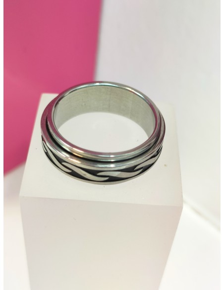 9-9-75821-1-Anillo acero plateado con lineas negras en el centro giratorio T21
