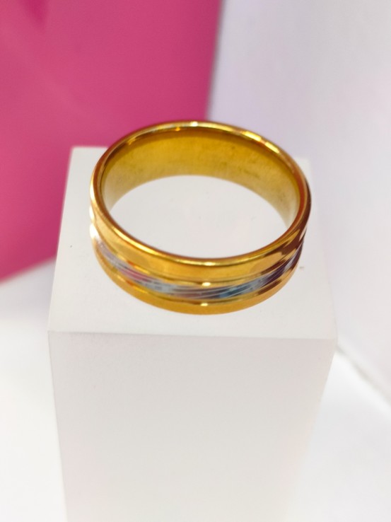 9-9-75803-1-Anillo acero dorado con linea plateada T23