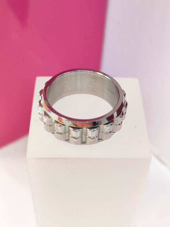 9-9-75835-1-Anillo acero plateado con diseño giratorio T16