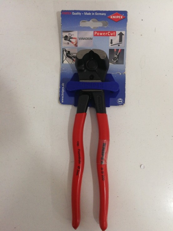 6-6-145497-1-Tenazas Knipex 61 01 200(sin Uso)