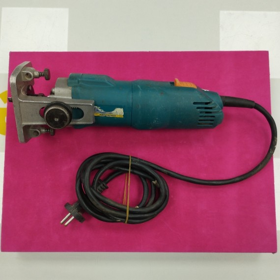 6-6-166594-1-Fresadora Virutex FR 192VG