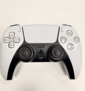 7-7-85076-1-Mando Ps5