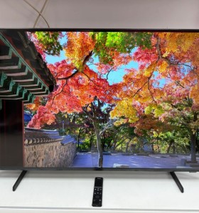 9-9-75952-1-Televisor LED SMART Samsung Crystal Tu43du7175u 