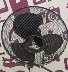 8-8-75835-1-Ventilador de pie Cyclone 40w  2