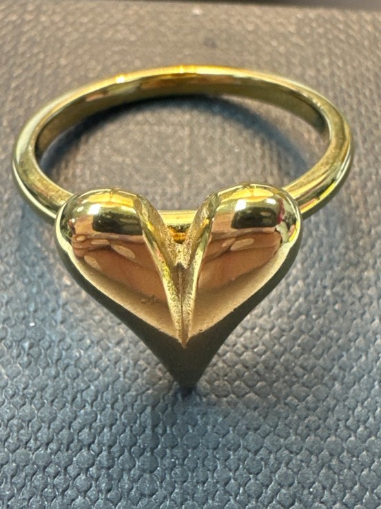 6-9-75792-1-Anillo acero corazon dorado T18
