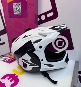 9-9-75872-1-Casco Integral sixsixone 661 talla M