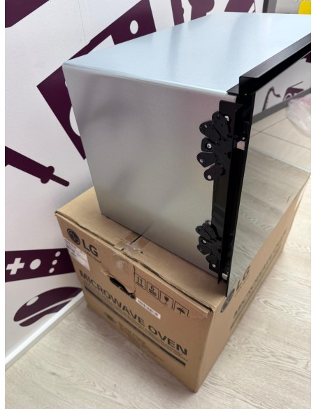 9-9-75463-5-Microondas LG con grill mgbz2593f 25L 900W 