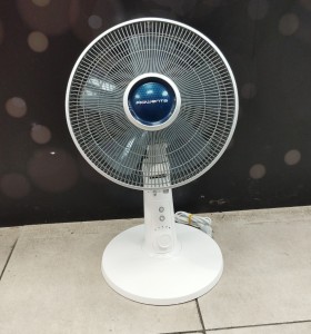6-6-167302-1-Ventilador Rowenta VU 2730