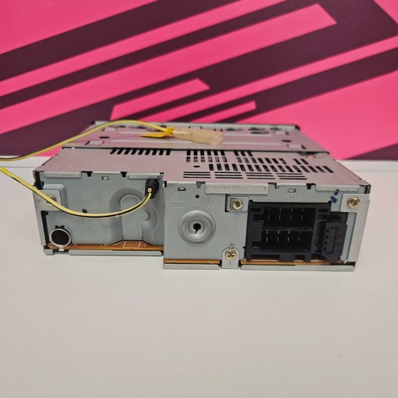 8-8-76059-4-Automóvil Reproductor cassette PIONEER KEH-3930R (caja no original)