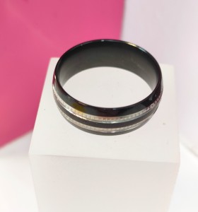 7-9-75840-1-Anillo acero negro con lineas plateadas T23