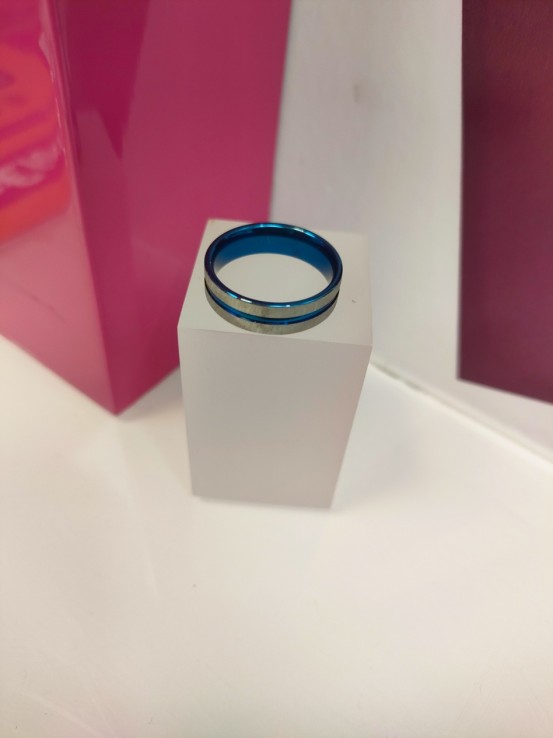 7-9-75721-1-Anillo acero plateado con linea azul T18