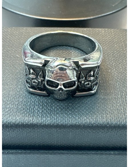 7-9-75703-1-Anillo acero plateado de calavera T22