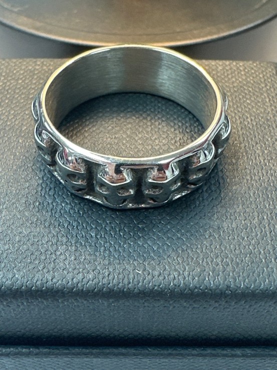 7-9-75698-1-Anillo acero plateado de calavera T29
