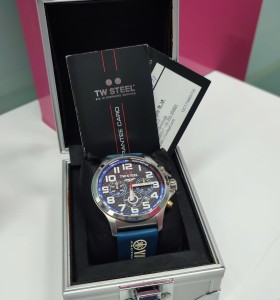 7-9-45759-1-Reloj Pulsera Premium Caballero Tw Steel Edicion Yamaha 2