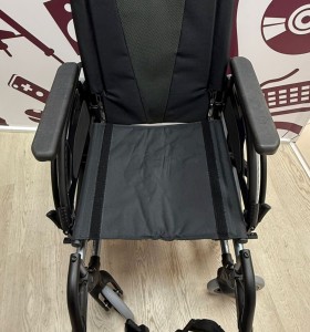 9-9-76014-3-Silla De Ruedas Breezy 2