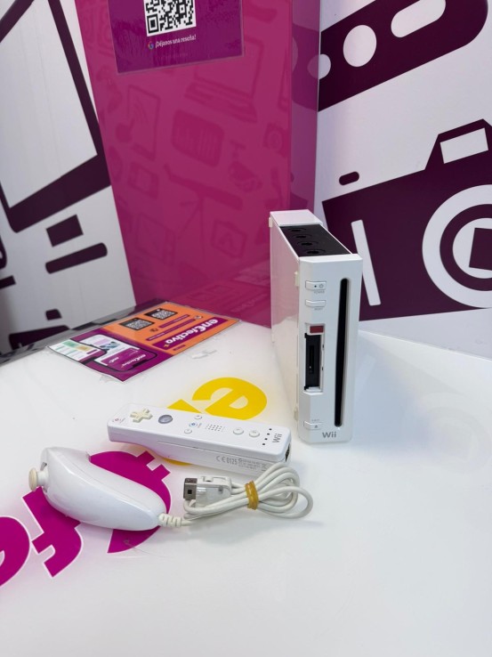 9-9-76043-1-Consola Wii Rvl-001