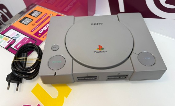 9-9-76060-5-Consola PS1 Scph-1002 (sin Mando)