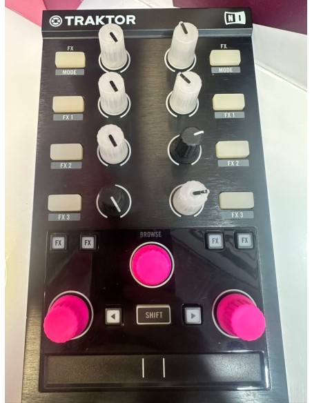 9-9-76081-4-Controlador Traktor Kontrol X1