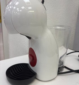 1-1-269609-1-Cafetera Capsulas Dolce Gusto Blanca 2