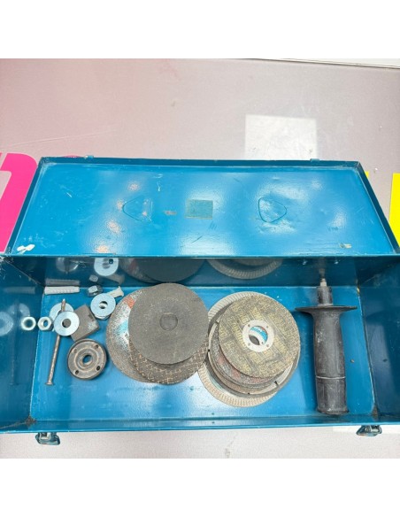 7-7-85318-2-Radial Makita 9527nb 750W