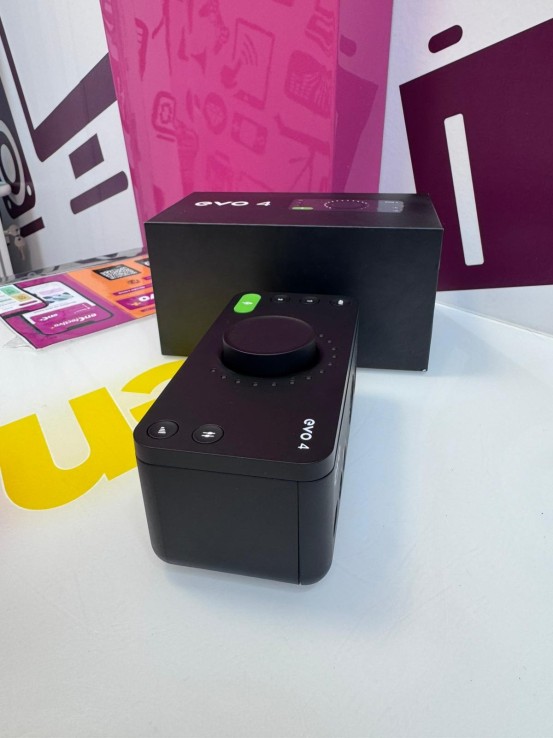 9-9-76114-3-Música profesional tarjeta de sonido audient evo 4