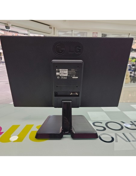 8-8-76174-4-Monitores LED LG 19EN33 19