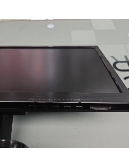 8-8-76174-5-Monitores LED LG 19EN33 19