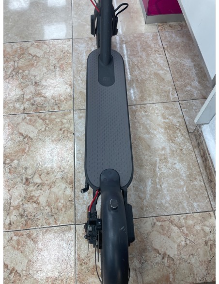 6-1-267156-4-Patinete Xiaomi Essential